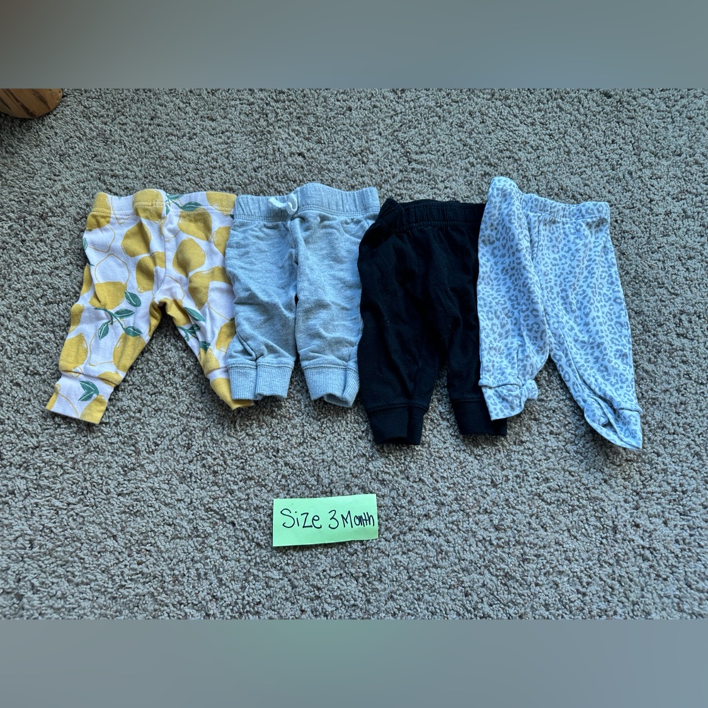 Baby pants bundle-4 items - Picture 4 of 7
